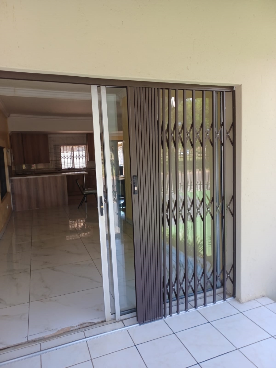 To Let 3 Bedroom Property for Rent in Danville Gauteng