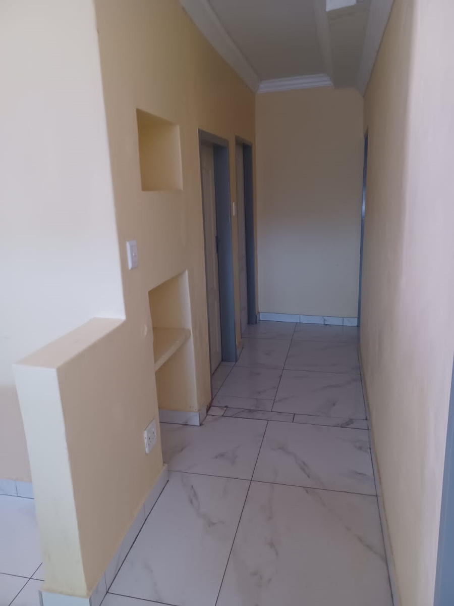To Let 3 Bedroom Property for Rent in Danville Gauteng