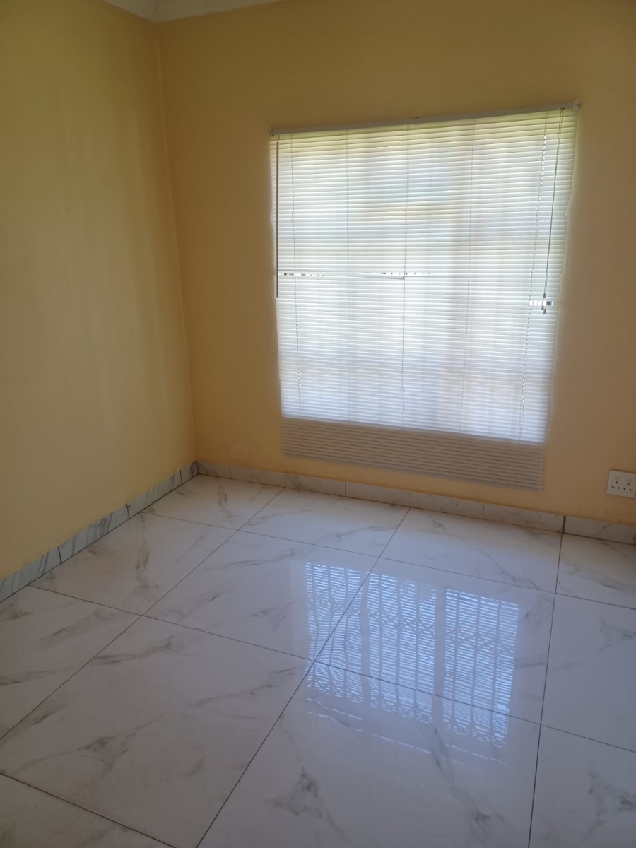 To Let 3 Bedroom Property for Rent in Danville Gauteng
