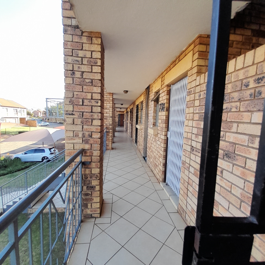 1 Bedroom Property for Sale in Karen Park Gauteng