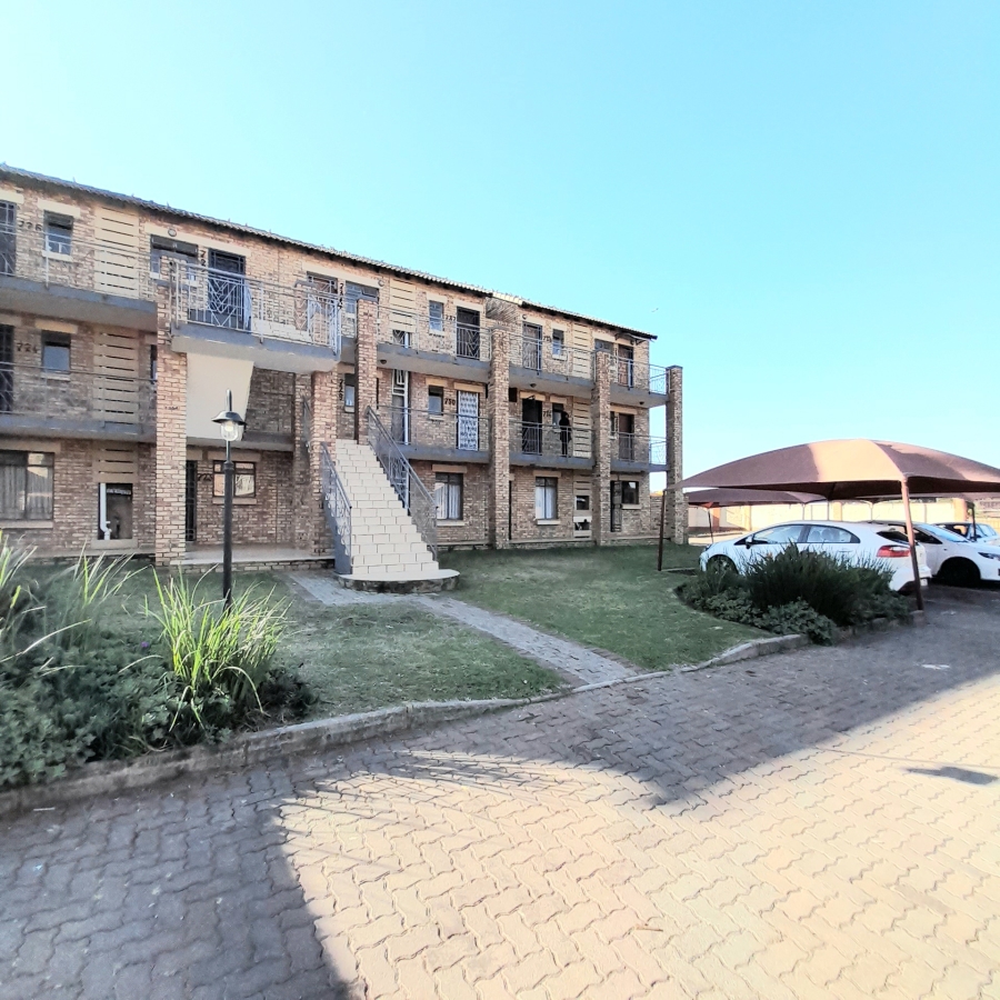 1 Bedroom Property for Sale in Karen Park Gauteng
