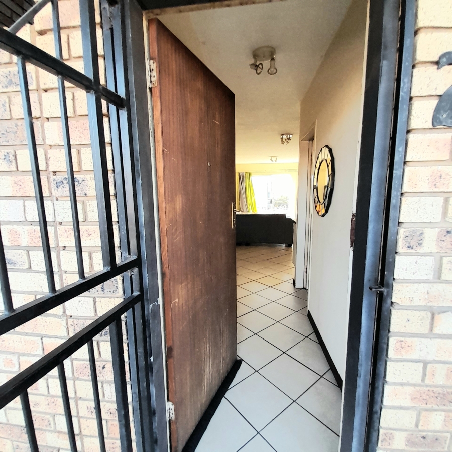 1 Bedroom Property for Sale in Karen Park Gauteng