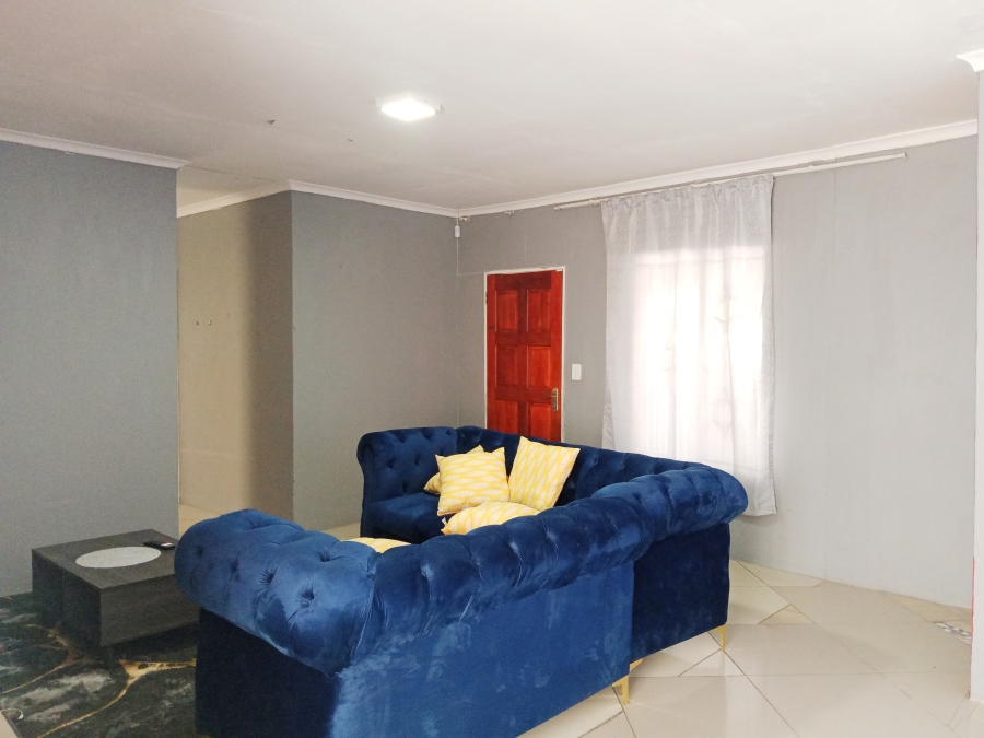 To Let 3 Bedroom Property for Rent in Danville Gauteng