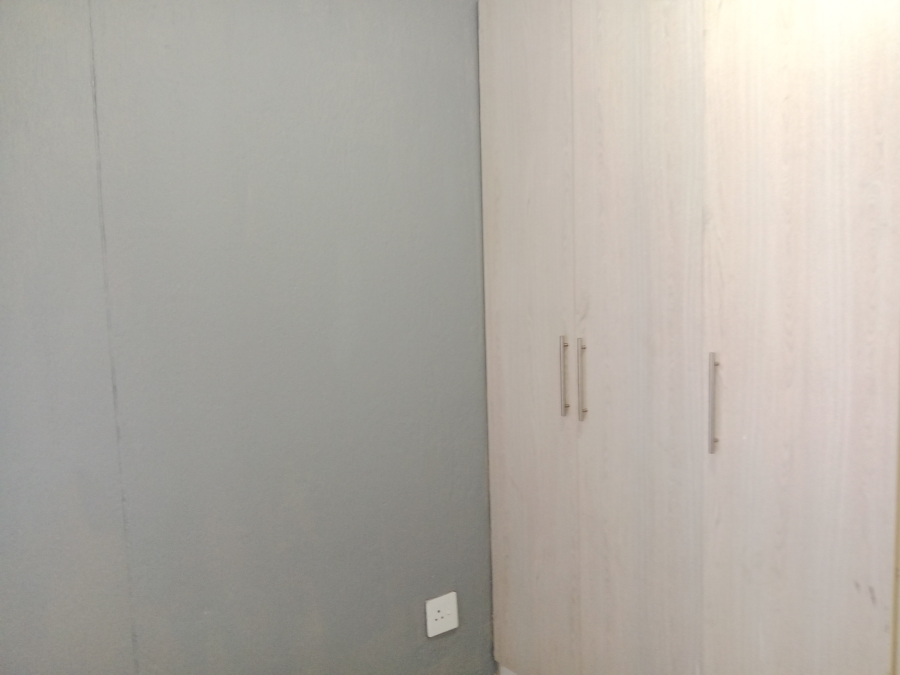 To Let 3 Bedroom Property for Rent in Danville Gauteng