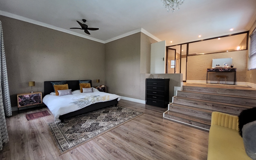 4 Bedroom Property for Sale in Waterkloof Ridge Gauteng