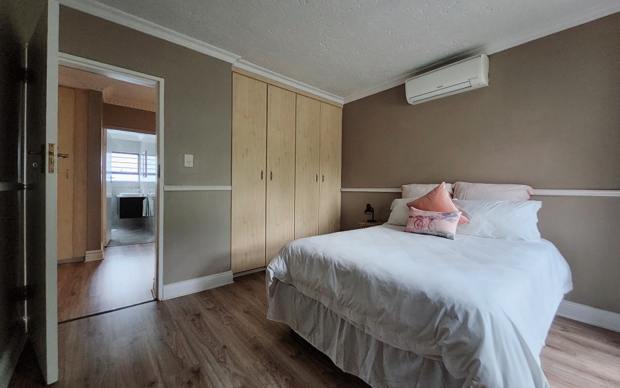 4 Bedroom Property for Sale in Waterkloof Ridge Gauteng