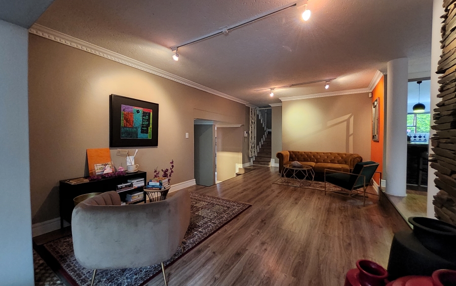 4 Bedroom Property for Sale in Waterkloof Ridge Gauteng