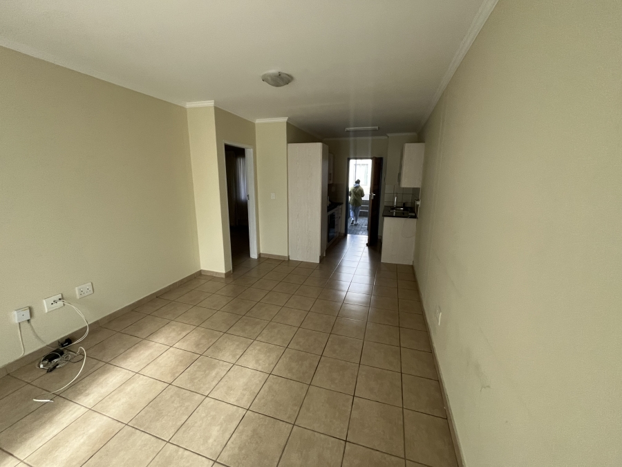 To Let 1 Bedroom Property for Rent in Noordwyk Gauteng