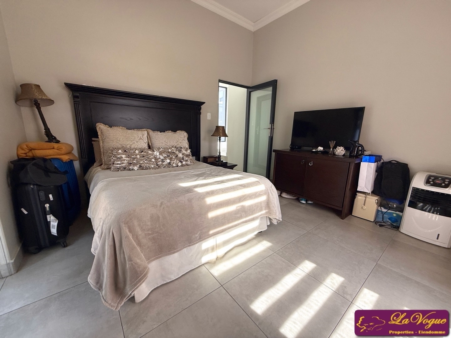 3 Bedroom Property for Sale in Bronberg Gauteng