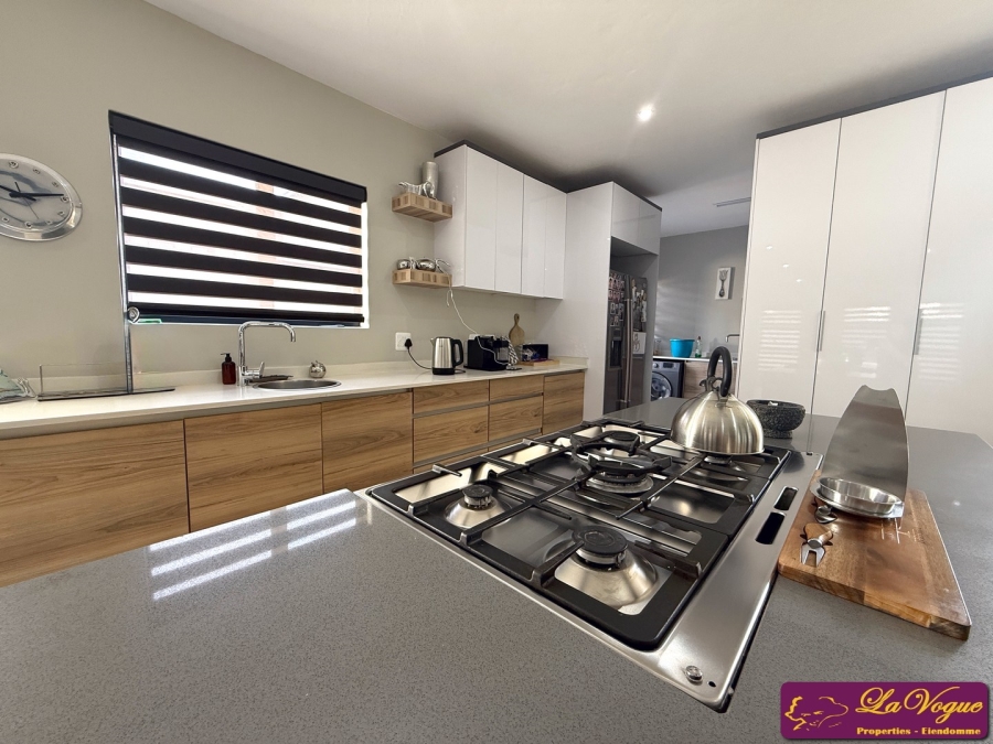 3 Bedroom Property for Sale in Bronberg Gauteng
