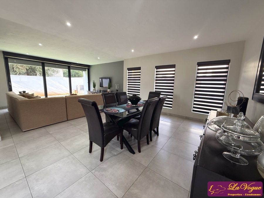 3 Bedroom Property for Sale in Bronberg Gauteng