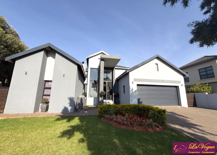3 Bedroom Property for Sale in Bronberg Gauteng