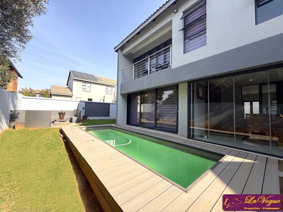 3 Bedroom Property for Sale in Bronberg Gauteng