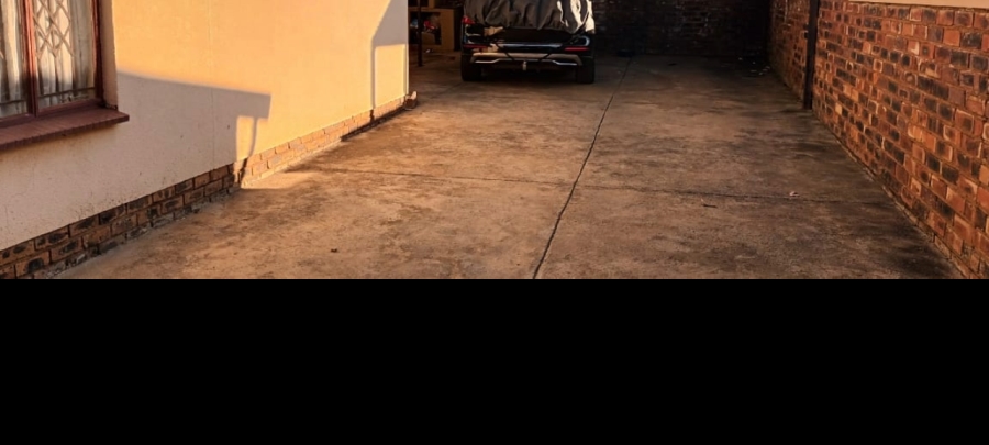 To Let 2 Bedroom Property for Rent in Elandspoort Gauteng