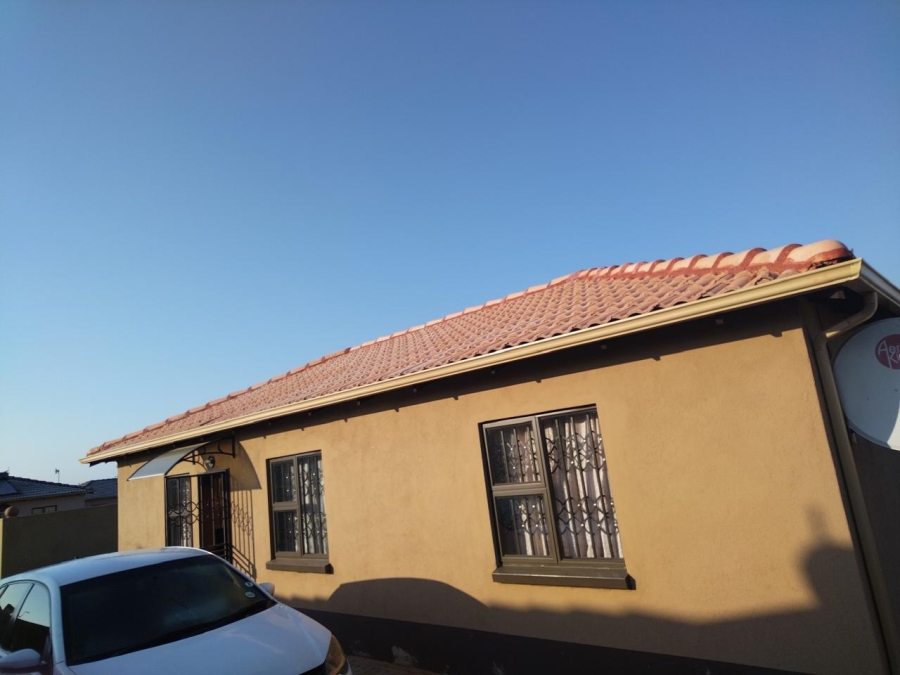 3 Bedroom Property for Sale in Dawn Park Gauteng
