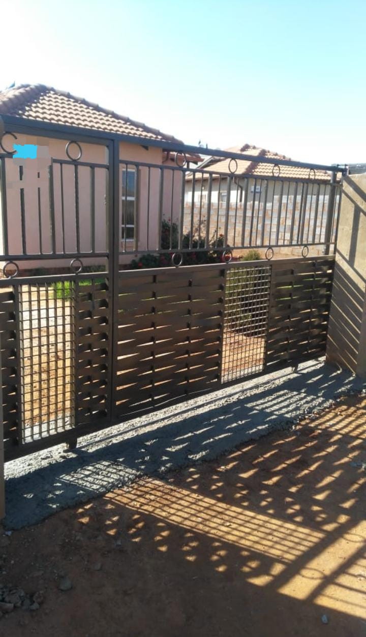 To Let 3 Bedroom Property for Rent in Lehae Gauteng