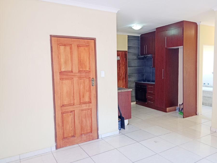 To Let 2 Bedroom Property for Rent in The Orchards Gauteng