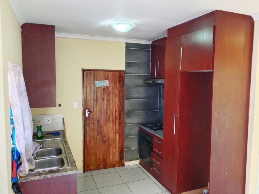 To Let 2 Bedroom Property for Rent in The Orchards Gauteng