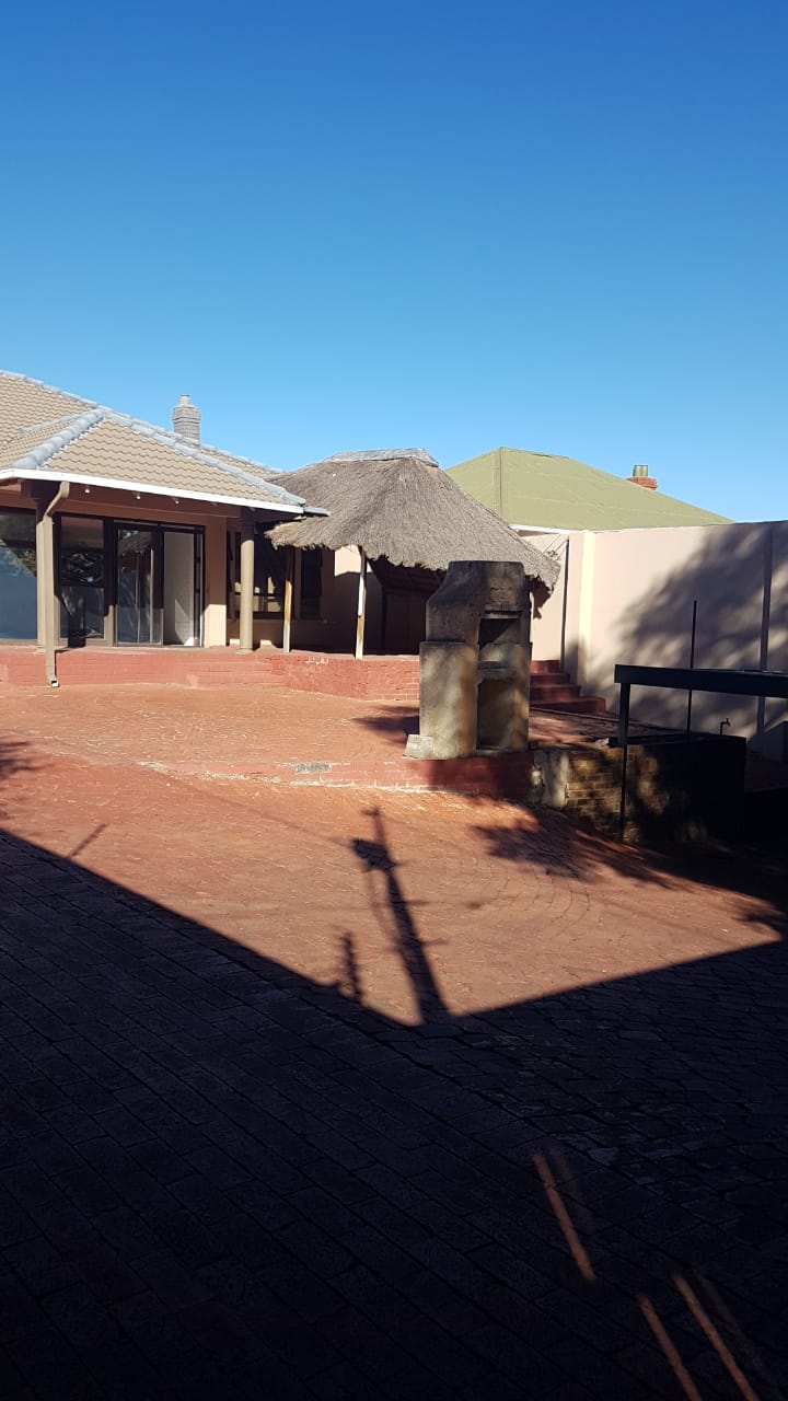 To Let 3 Bedroom Property for Rent in Kensington Gauteng