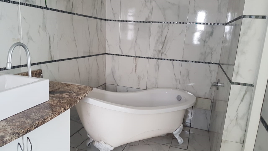 To Let 3 Bedroom Property for Rent in Kensington Gauteng