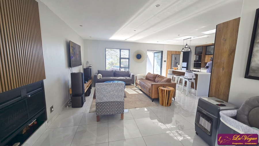 3 Bedroom Property for Sale in Olympus AH Gauteng