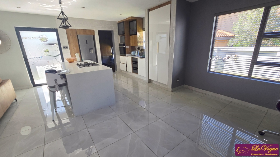 3 Bedroom Property for Sale in Olympus AH Gauteng