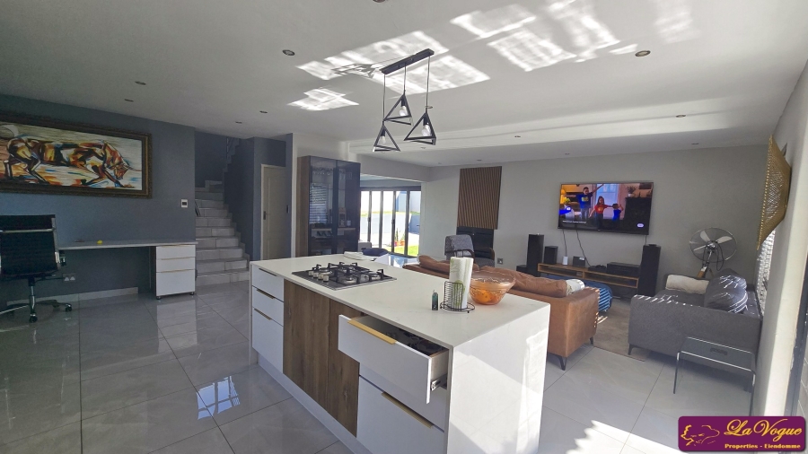 3 Bedroom Property for Sale in Olympus AH Gauteng