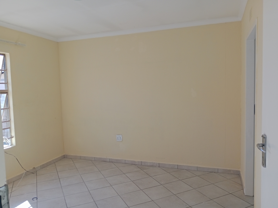 To Let 3 Bedroom Property for Rent in Andeon Gauteng