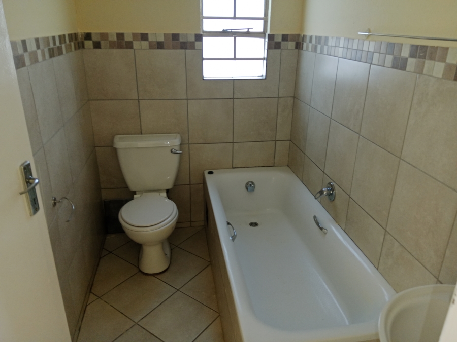 To Let 3 Bedroom Property for Rent in Andeon Gauteng