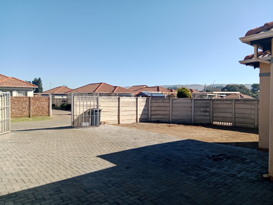 To Let 3 Bedroom Property for Rent in Andeon Gauteng