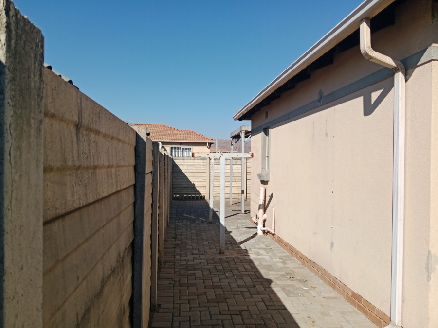 To Let 3 Bedroom Property for Rent in Andeon Gauteng