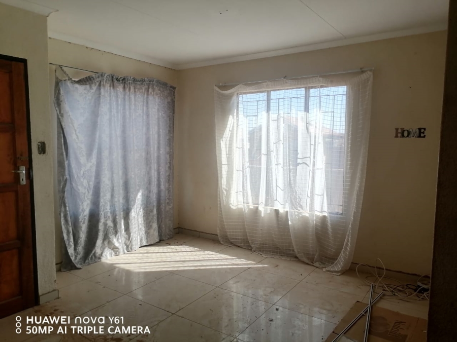 3 Bedroom Property for Sale in Soshanguve VV Gauteng
