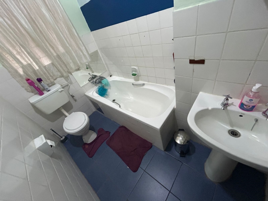 To Let 3 Bedroom Property for Rent in The Orchards Gauteng