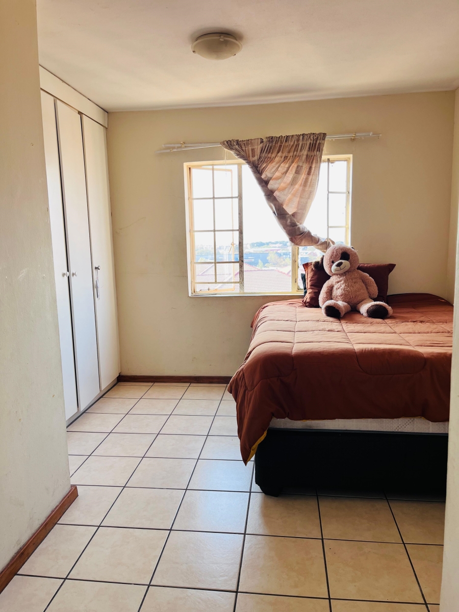To Let 1 Bedroom Property for Rent in Doreg Gauteng