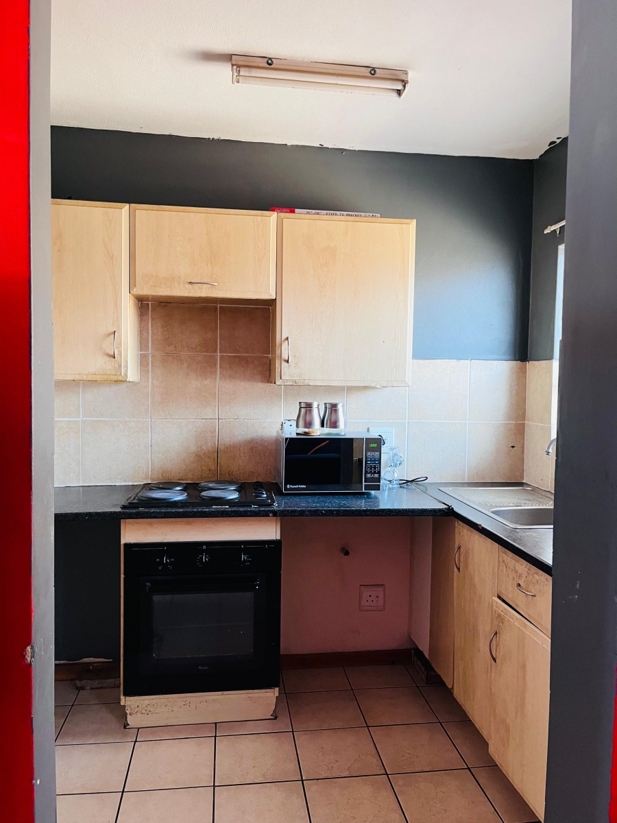 To Let 1 Bedroom Property for Rent in Doreg Gauteng