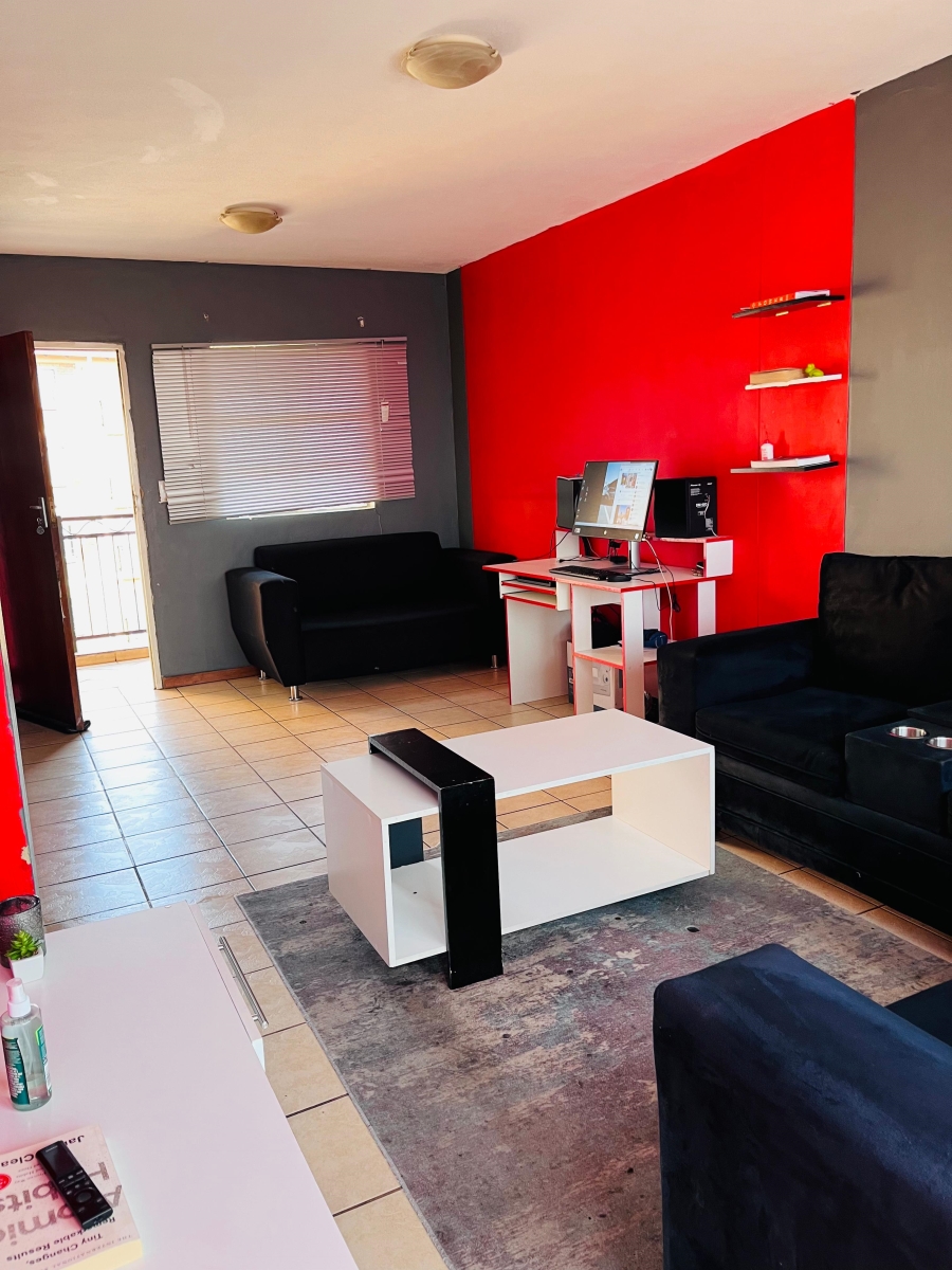 To Let 1 Bedroom Property for Rent in Doreg Gauteng