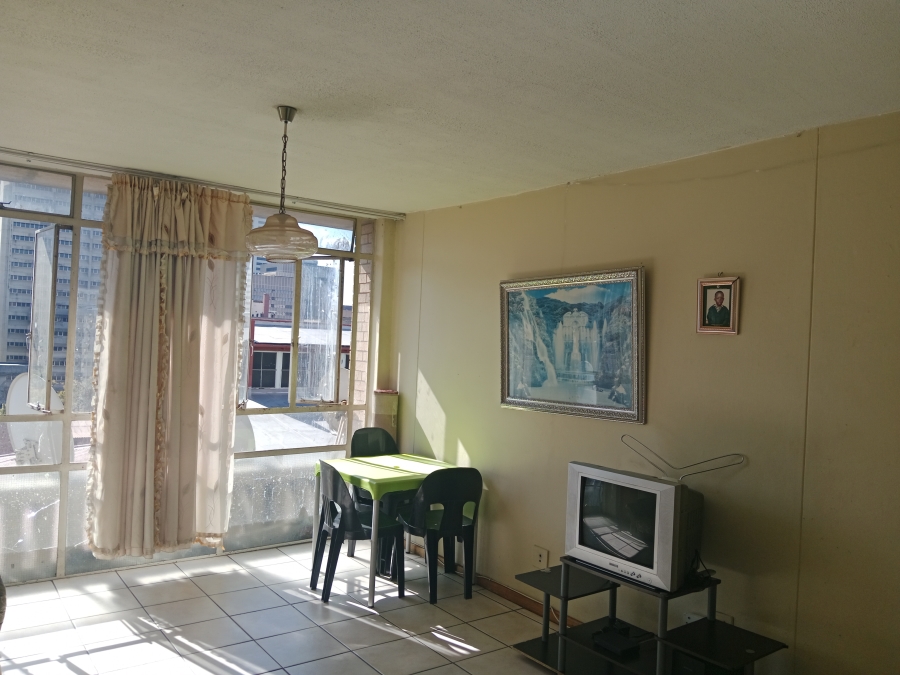 2 Bedroom Property for Sale in Berea Gauteng