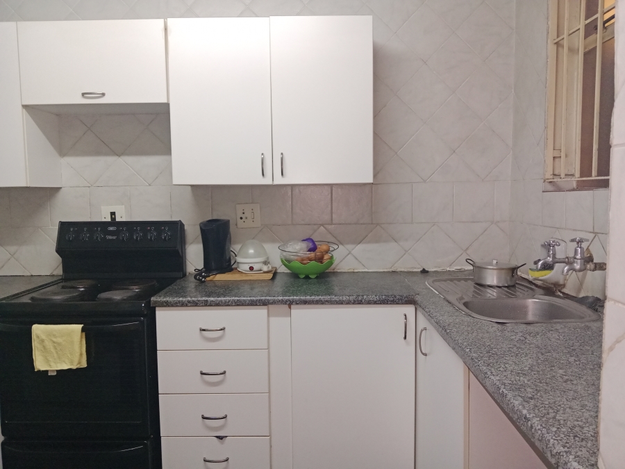 2 Bedroom Property for Sale in Berea Gauteng