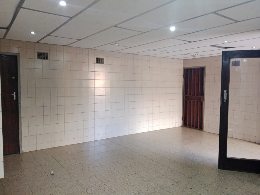 2 Bedroom Property for Sale in Berea Gauteng
