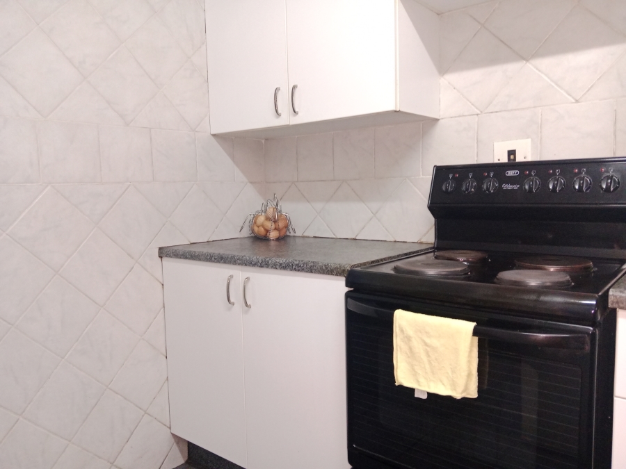 2 Bedroom Property for Sale in Berea Gauteng