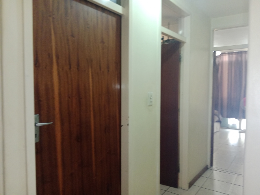 2 Bedroom Property for Sale in Berea Gauteng