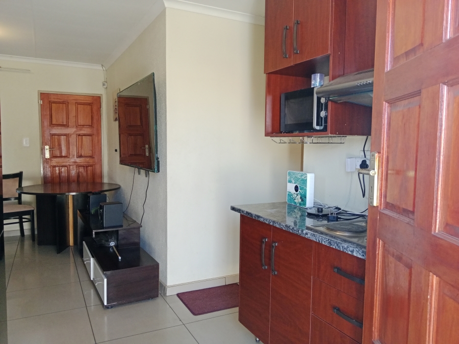 To Let 3 Bedroom Property for Rent in Rosslyn Gauteng