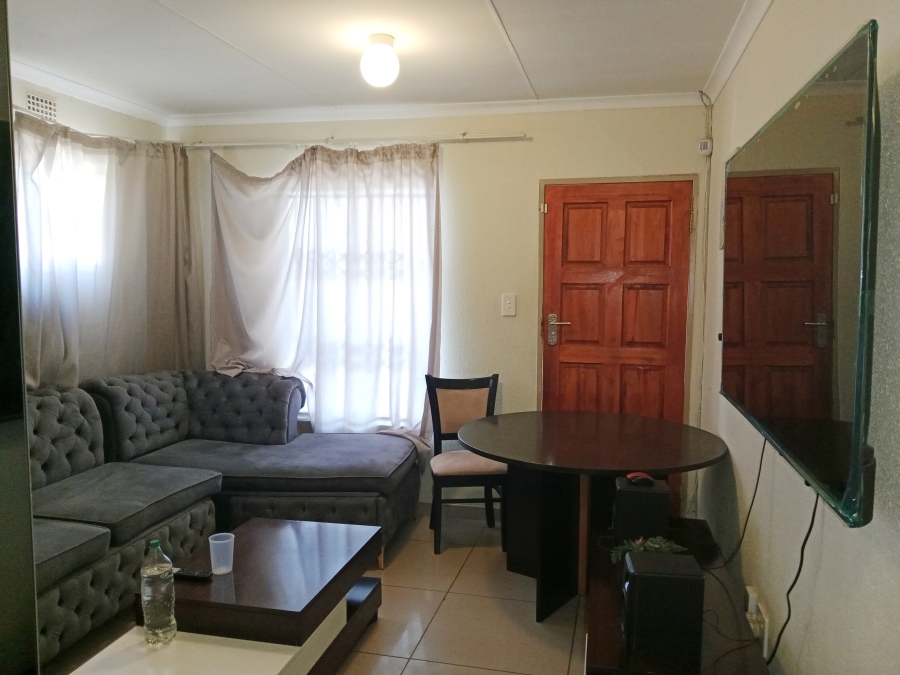To Let 3 Bedroom Property for Rent in Rosslyn Gauteng