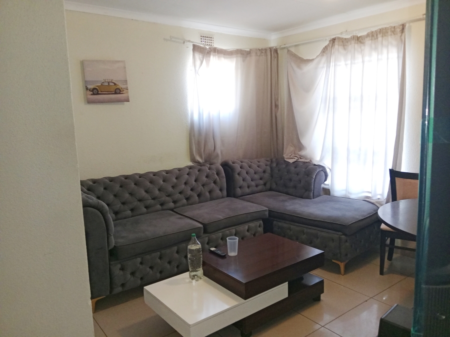 To Let 3 Bedroom Property for Rent in Rosslyn Gauteng