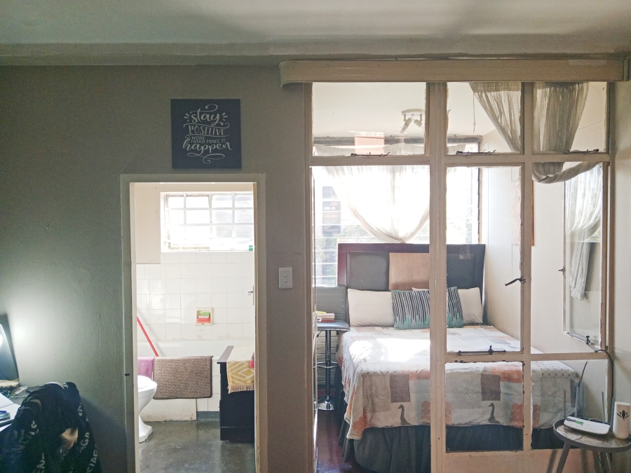 1 Bedroom Property for Sale in Pretoria Central Gauteng
