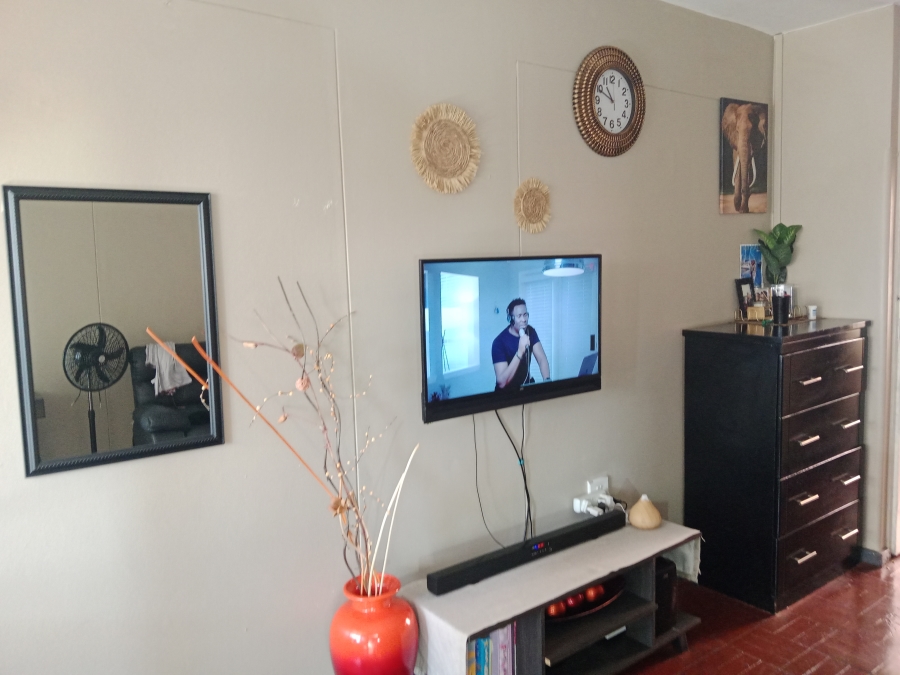 1 Bedroom Property for Sale in Pretoria Central Gauteng