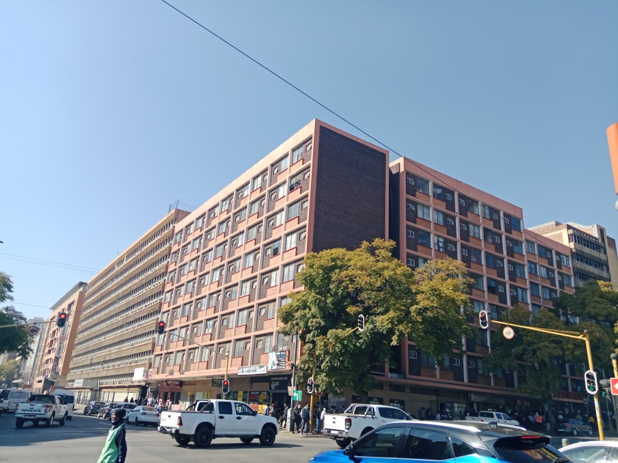 1 Bedroom Property for Sale in Pretoria Central Gauteng