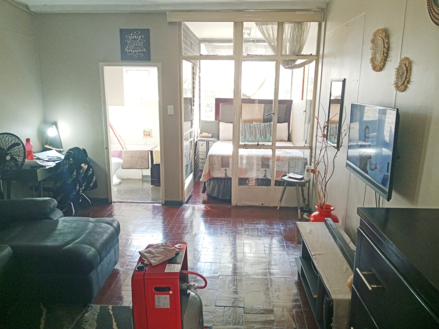 1 Bedroom Property for Sale in Pretoria Central Gauteng