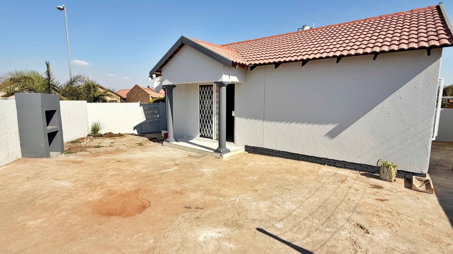 2 Bedroom Property for Sale in Soshanguve VV Gauteng