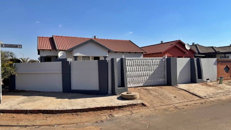 2 Bedroom Property for Sale in Soshanguve VV Gauteng